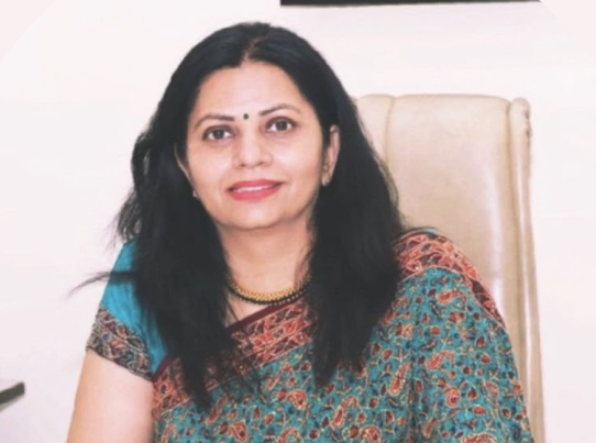 Adv. Pooja Nayar
